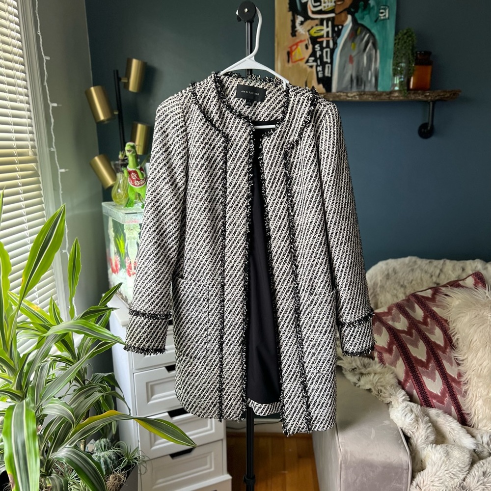 Women’s Ann Taylor Tweed Coat